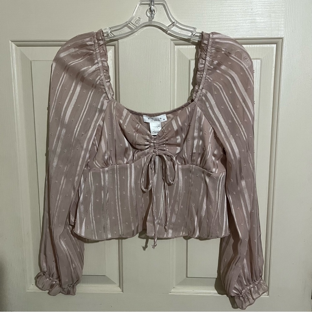 Size small kirious crop top